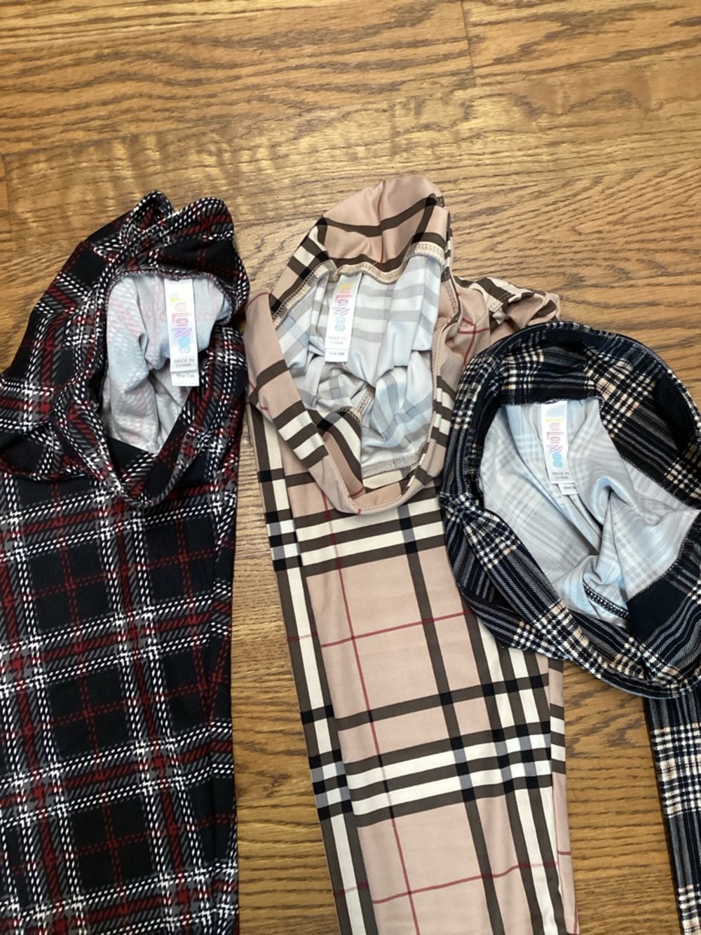 LulaRoe One size plaid legging bundle tans and black - Picture 2 of 5